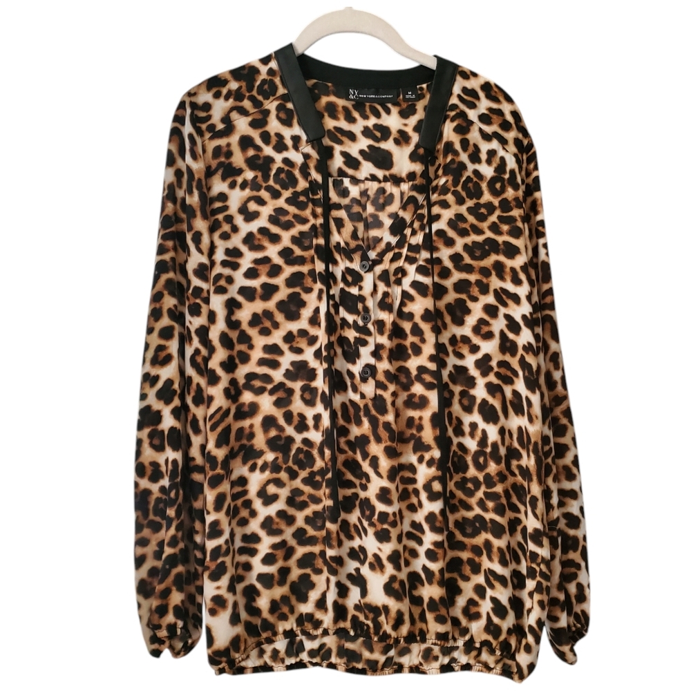 Leopard Animal Print longsleeve blouse with Faux leather neck Medium NYCo